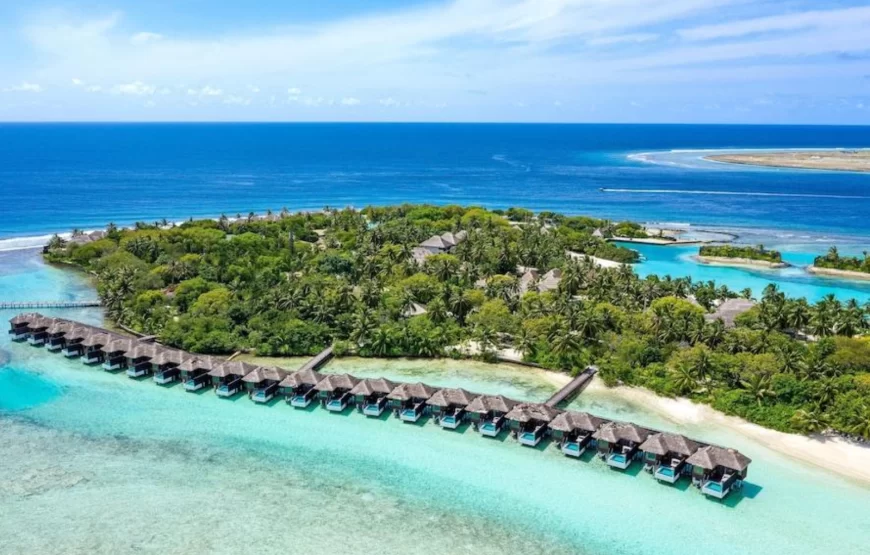 Sheraton Maldives Full Moon Resort & Spa
